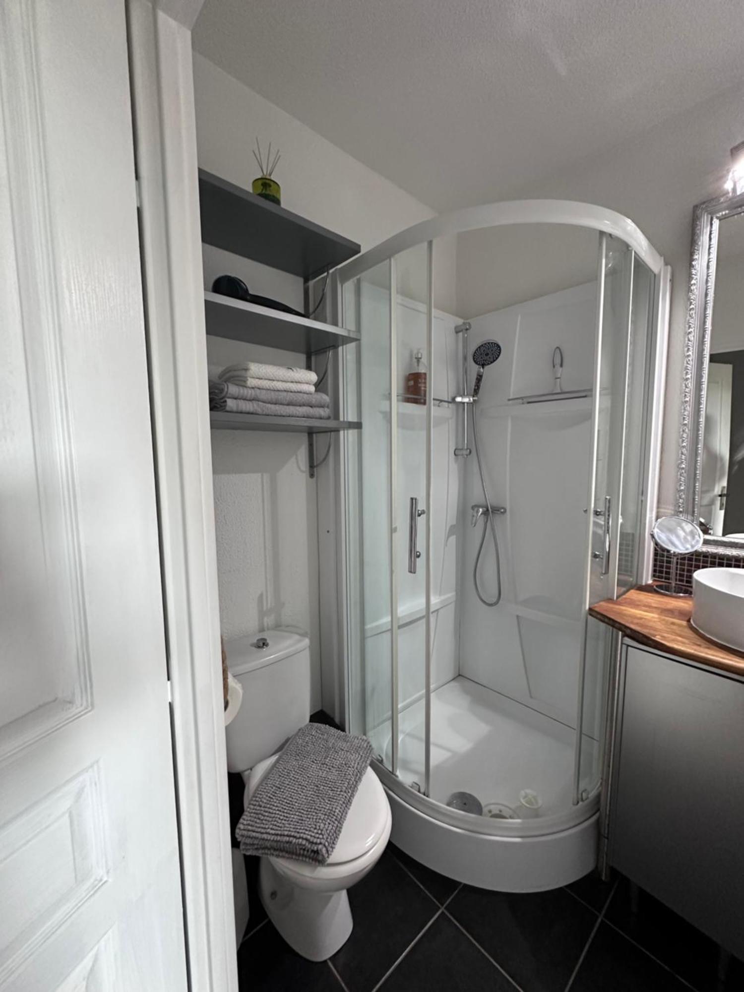 Sejour Au Port Apartment Hyeres Ngoại thất bức ảnh