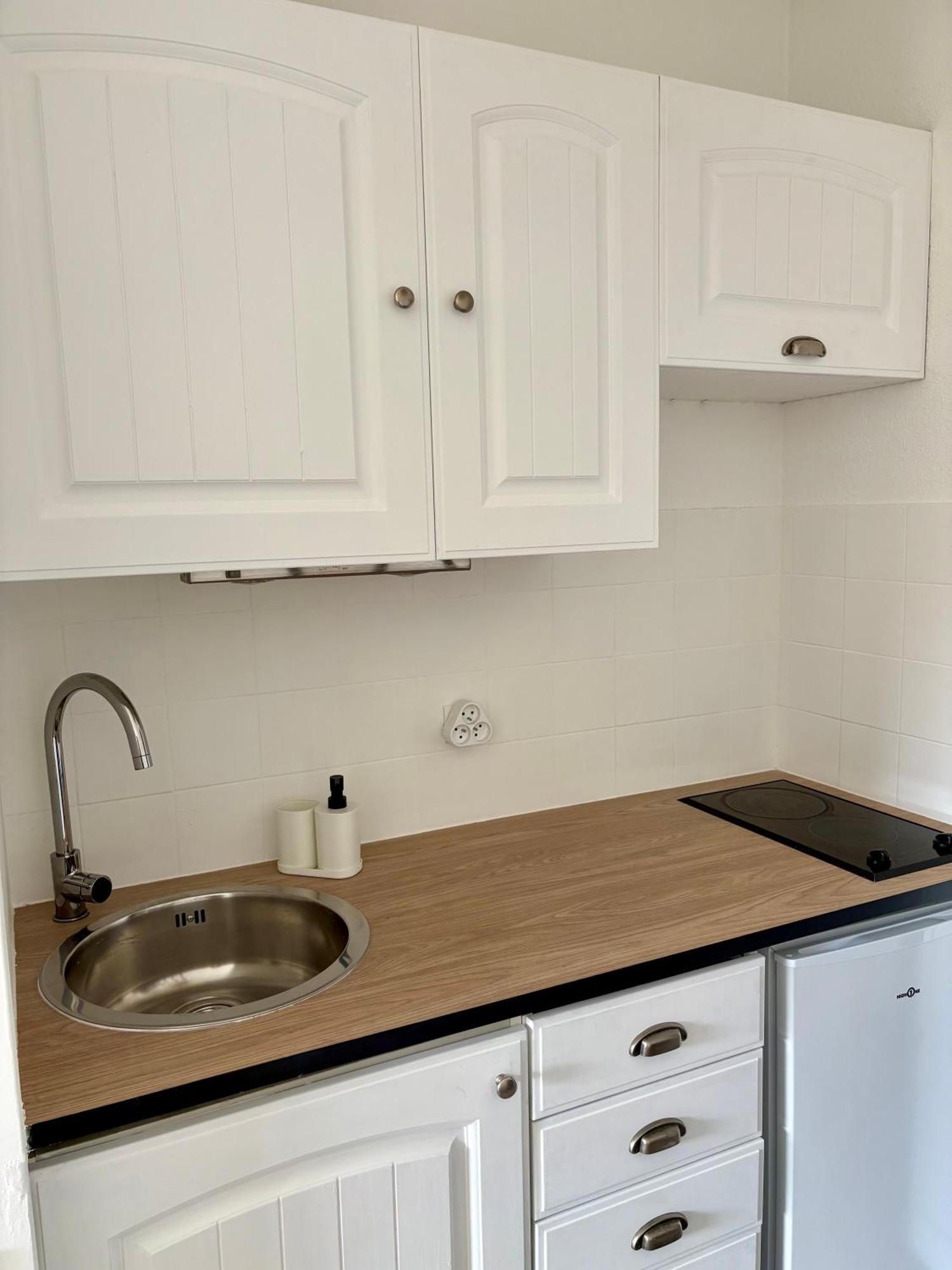 Sejour Au Port Apartment Hyeres Ngoại thất bức ảnh